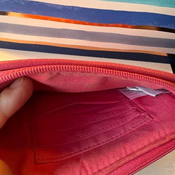 Disney Wallet - Picture 3 of 5